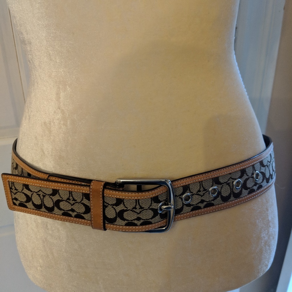 Coach Signature Leather Belt